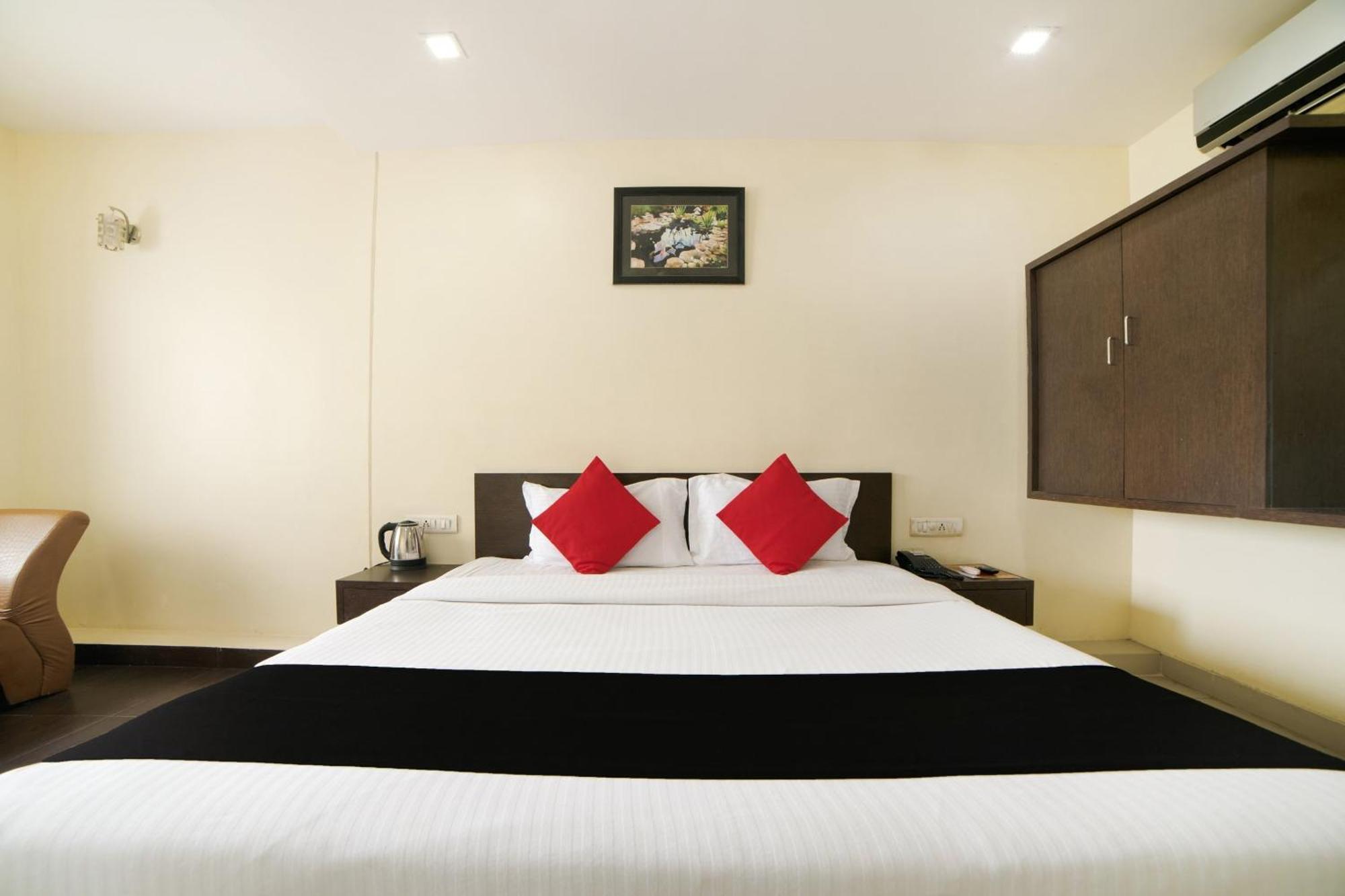 Super Capital O Raaga Grand Hotel Hyderabad Luaran gambar